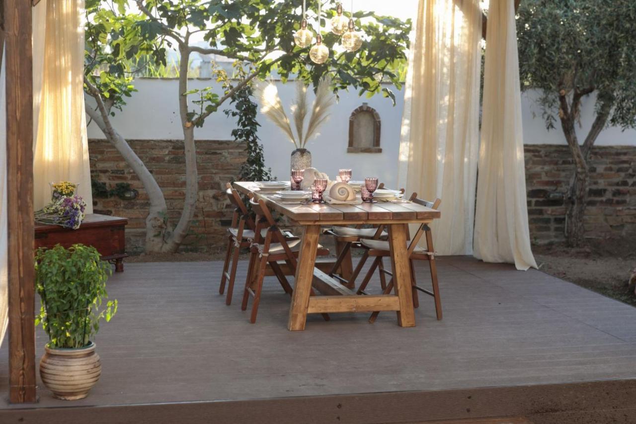 Naxos Chora Villa "Vaporias" With Amazing Garden Naxos City Exterior foto
